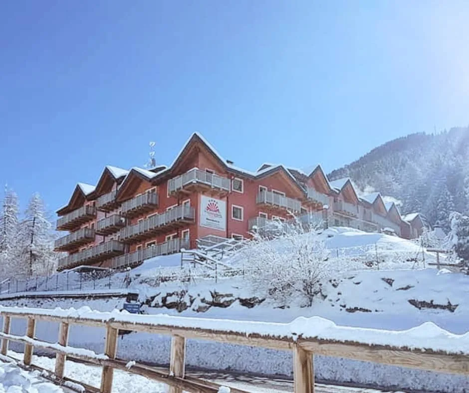 Apartmani Residence Adamello Resort 4*
