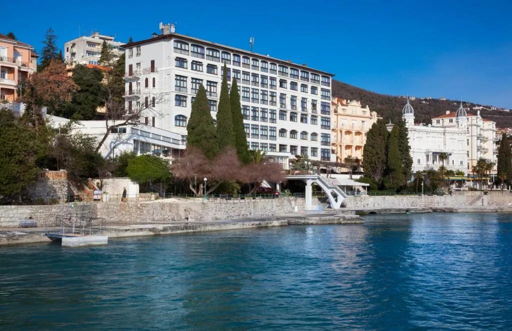 Hotel Kristal Opatija 4*- Ljeto u Opatiji