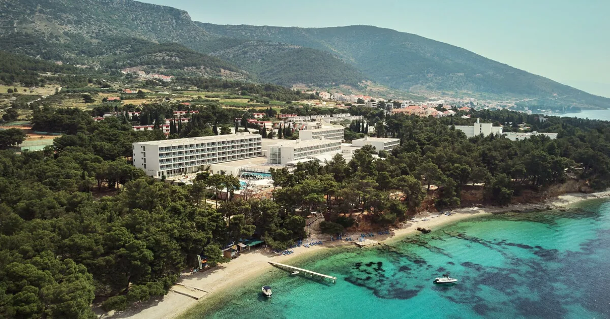 Brač, Bol, Bluesun Hotel Elaphusa 4*