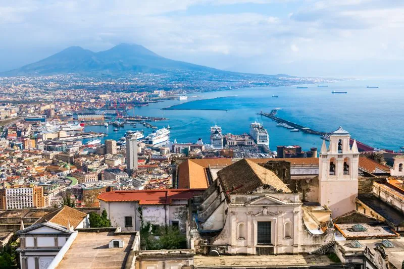 Večni Rim, slavni Pompeji, radoživi Neapelj in Nemi