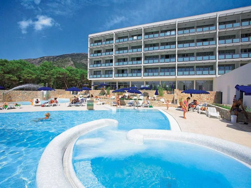 Hrvatska, Otok Brač, Bol, Bluesun Hotel Elaphusa