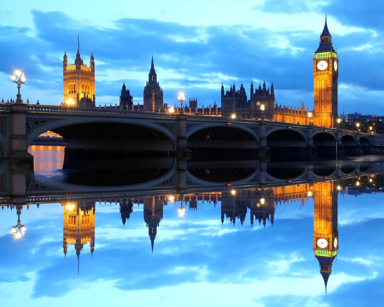 London Nova godina 2024. , 4 dana